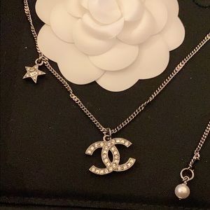 New Chanel 2021 21S star SILVER pendant necklace